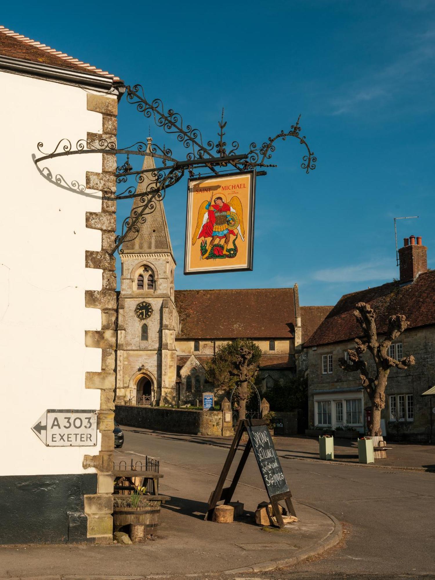 فندق The Grosvenor Arms Hindon المظهر الخارجي الصورة