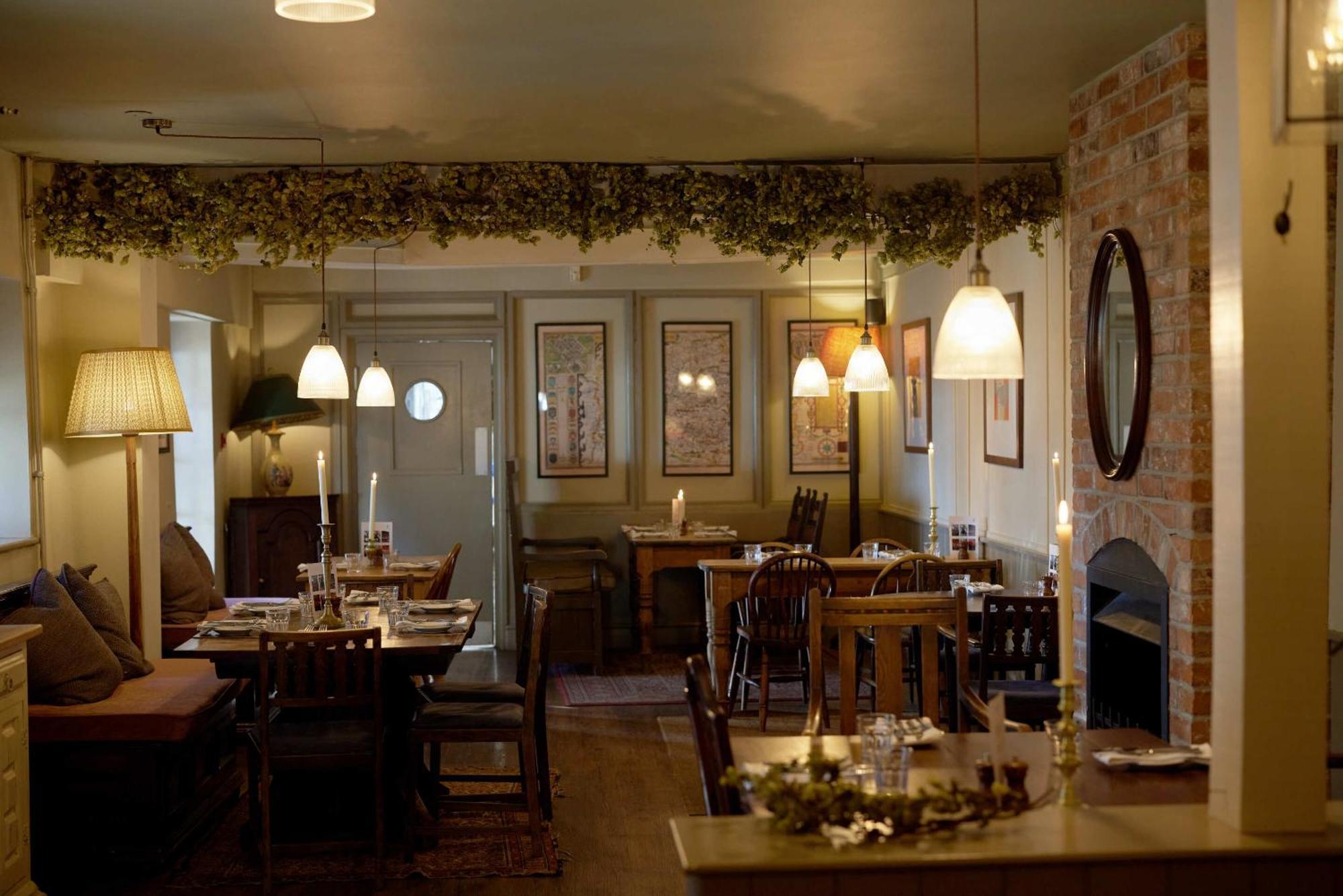 فندق The Grosvenor Arms Hindon المظهر الخارجي الصورة